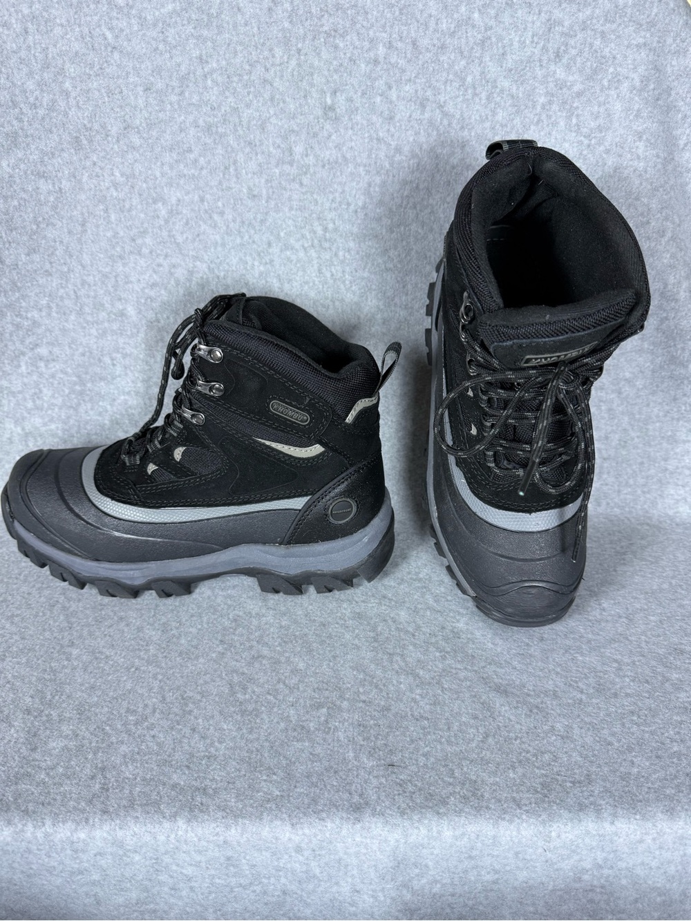 Men's Khombu Flume Waterproof Thermolite Insulated Hiking Snow Boots Black SZ 9
